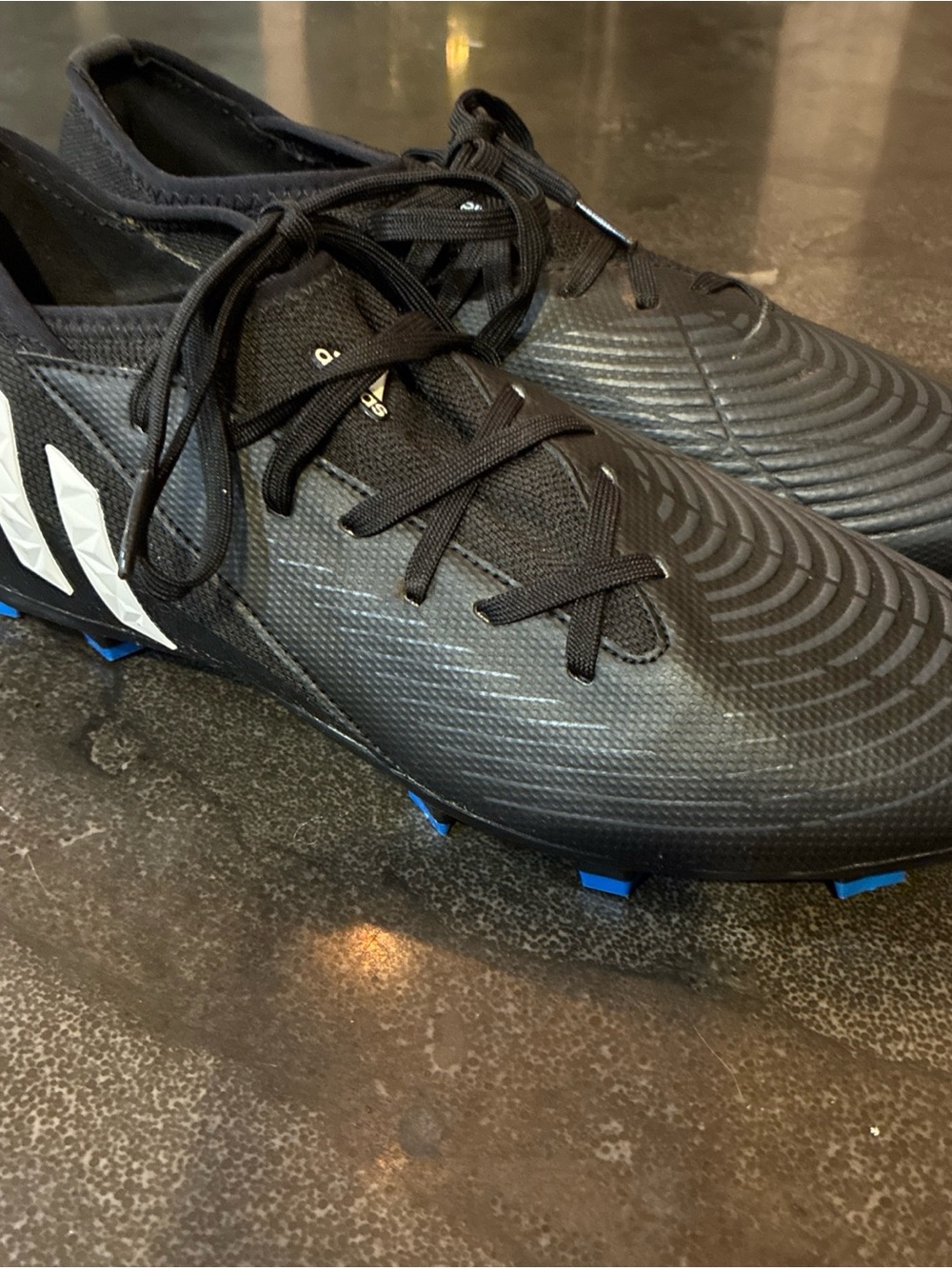 adidas Men's Black Soccer Cleats with White Stripes and Blue Studs Size 6